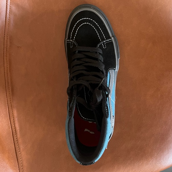 SCI-FI FANTASY VANS SK8 HI BRAND NEW - Picture 6 of 7